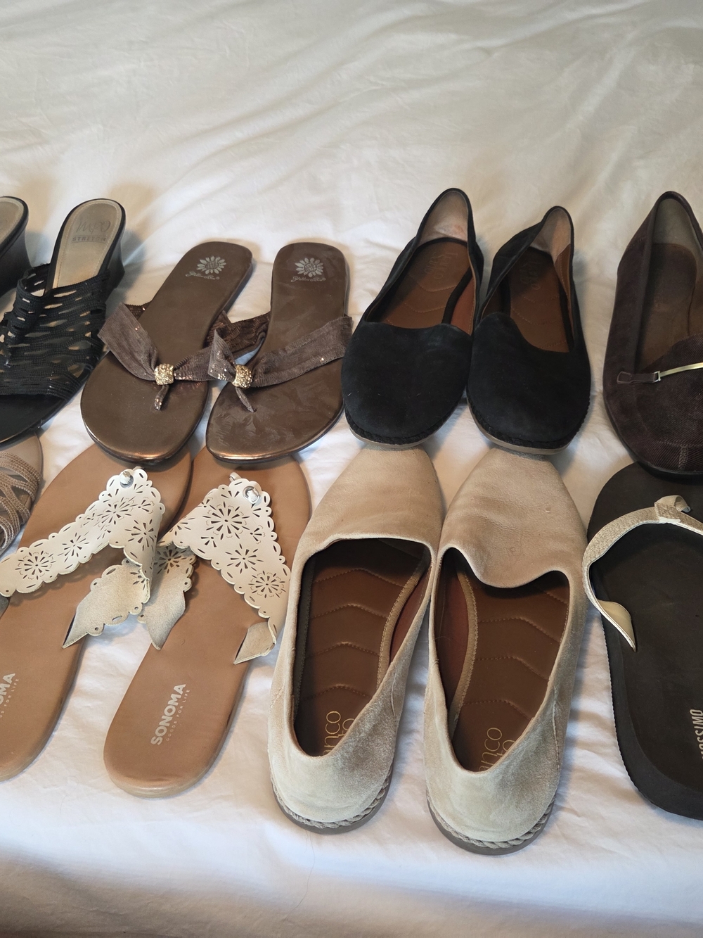 Sandals And Flat Loafers Gouping